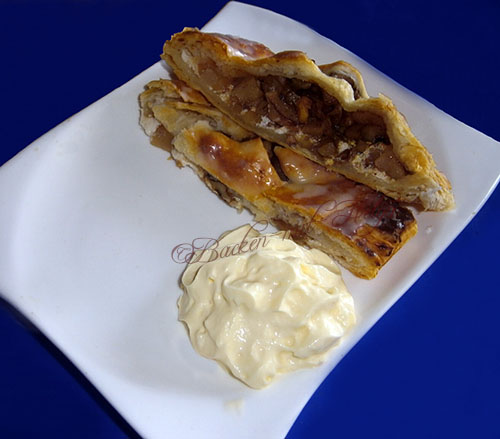 Apfel-Strudel mit Blätterteig und Quark